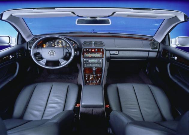Mercedes CLK Cabrio:
